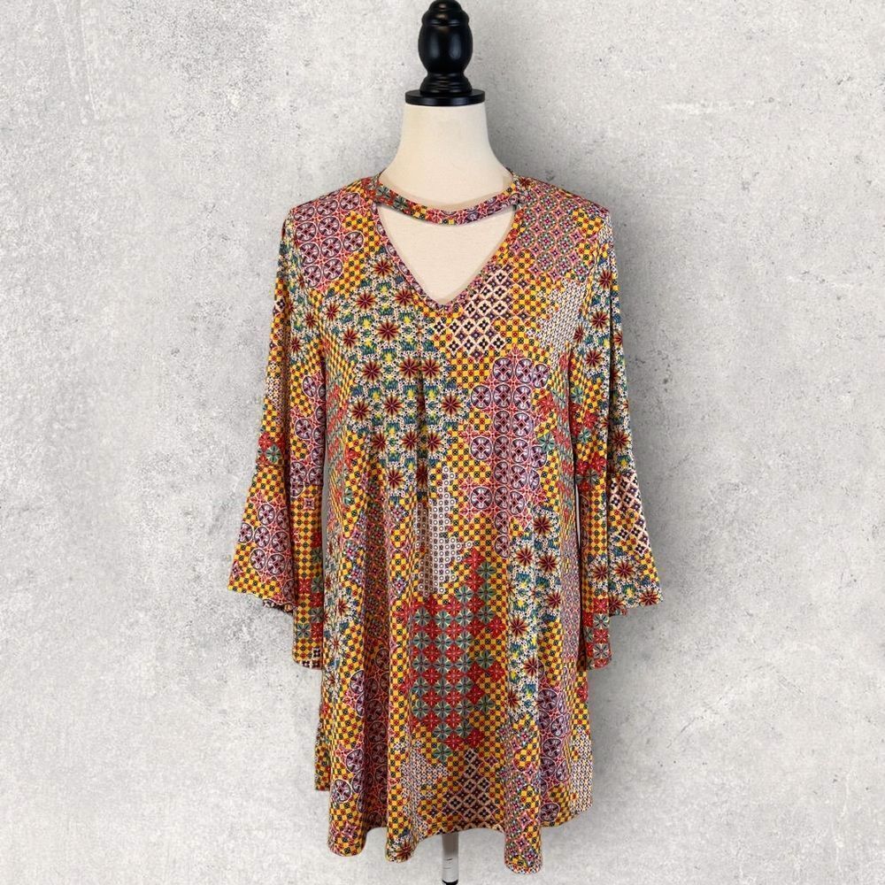 Annabelle Multicolor Blouse Keyhole Neck Bell Sleeve, Size L